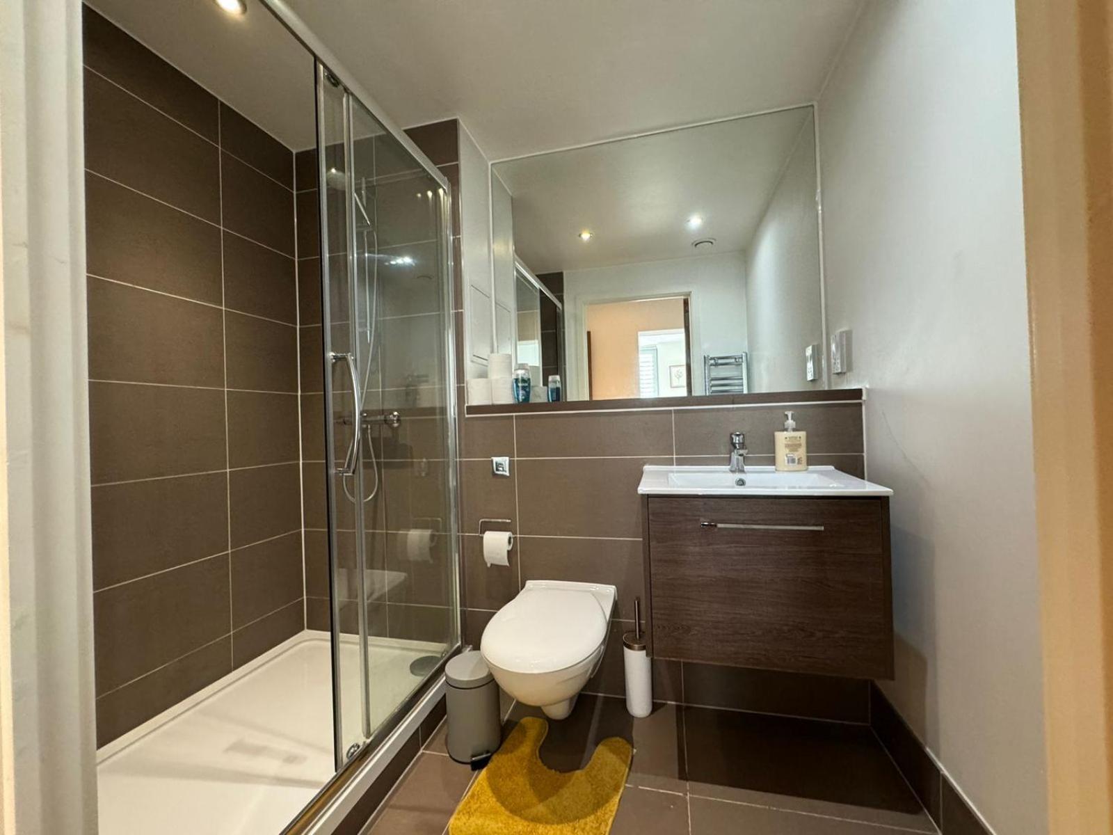 Cozy One Bedroom Flat 20 Mins Central London Bp142 Buitenkant foto