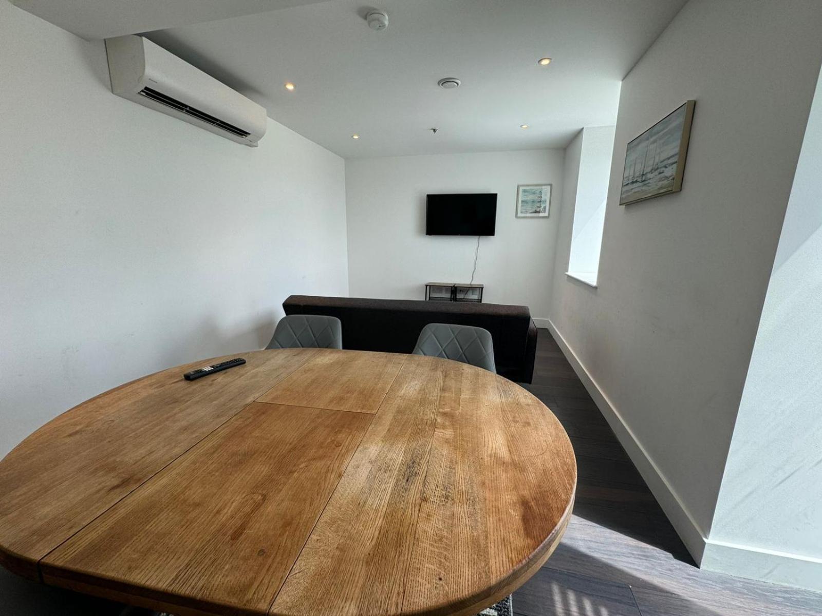 Cozy One Bedroom Flat 20 Mins Central London Bp142 Buitenkant foto